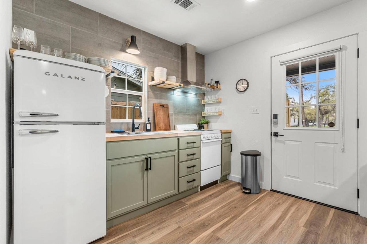 New! The Yellow Door- Downtown Wimberley W/ River Access Ngoại thất bức ảnh
