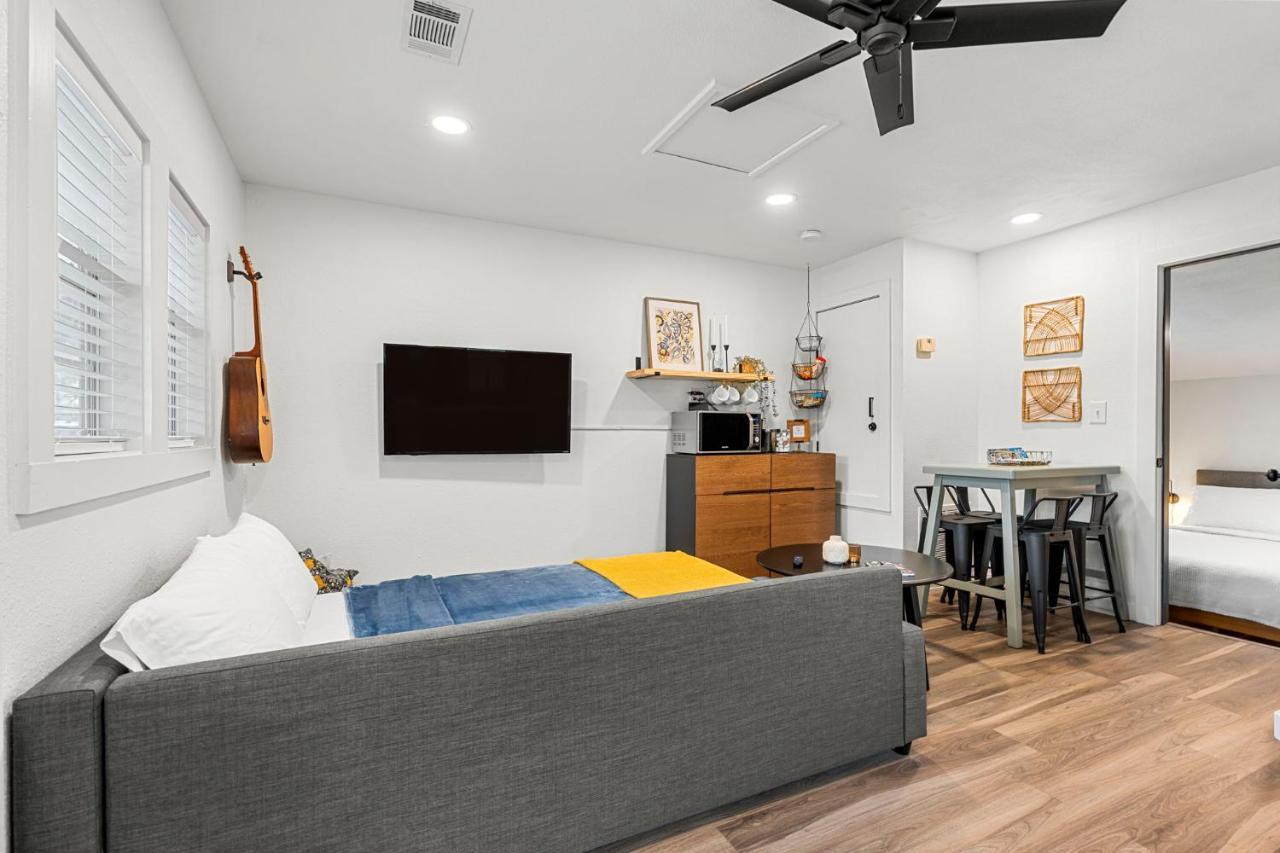 New! The Yellow Door- Downtown Wimberley W/ River Access Ngoại thất bức ảnh